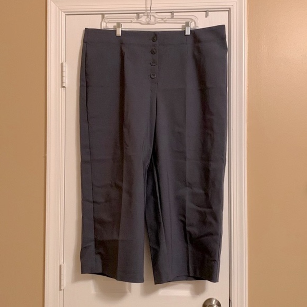 Wide leg cropped pants